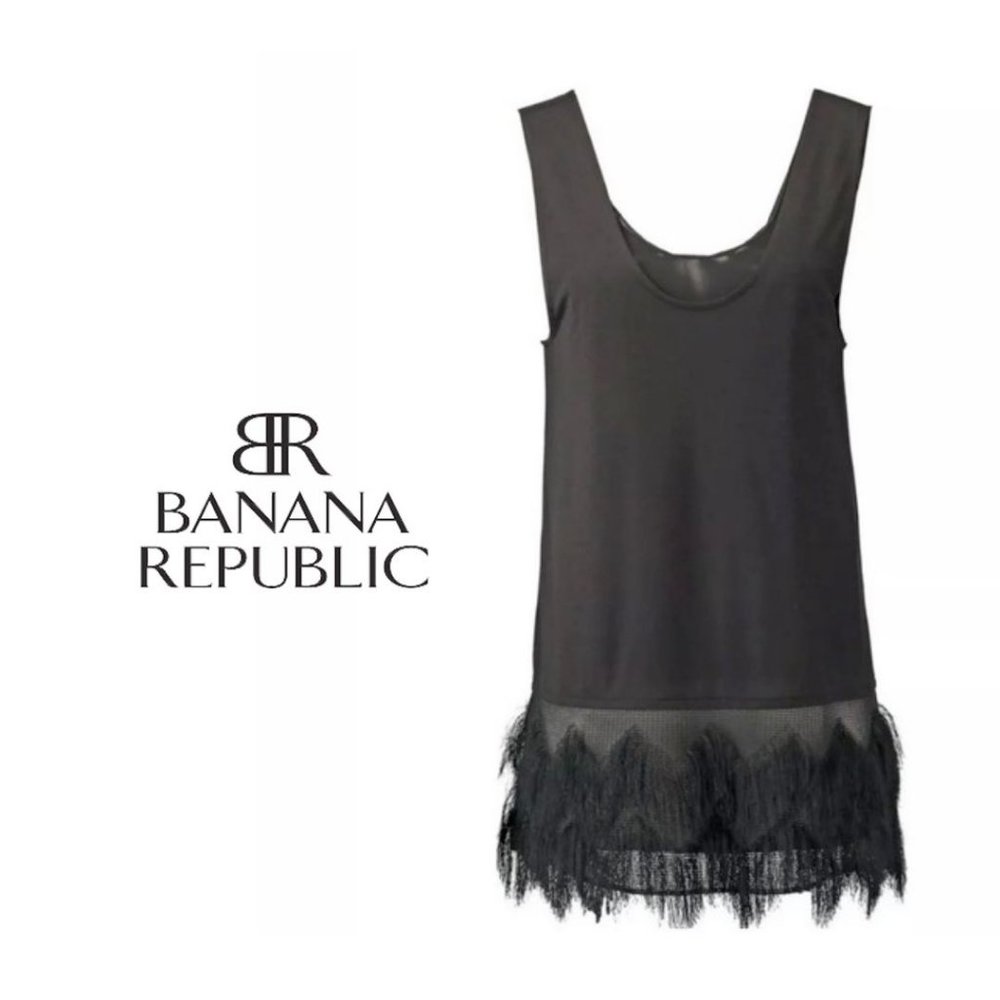 BANANA REPUBLIC Feather Flapper Fringe Tank